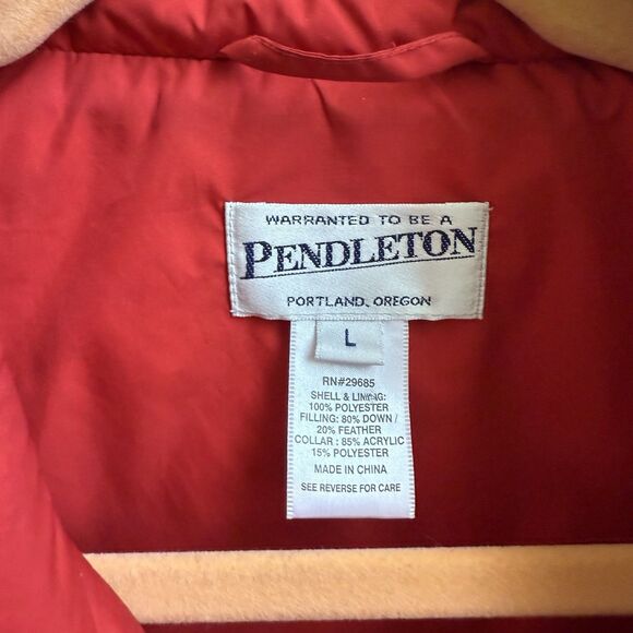 Pendleton Womens Quilted Down Blend Vest Jacket Faux Fur Collar Red Size L - Picture 5 of 6